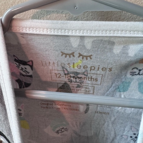 Little Sleepies Cozy Cats Zippy - 12-18m, PLAY - Picture 6 of 8